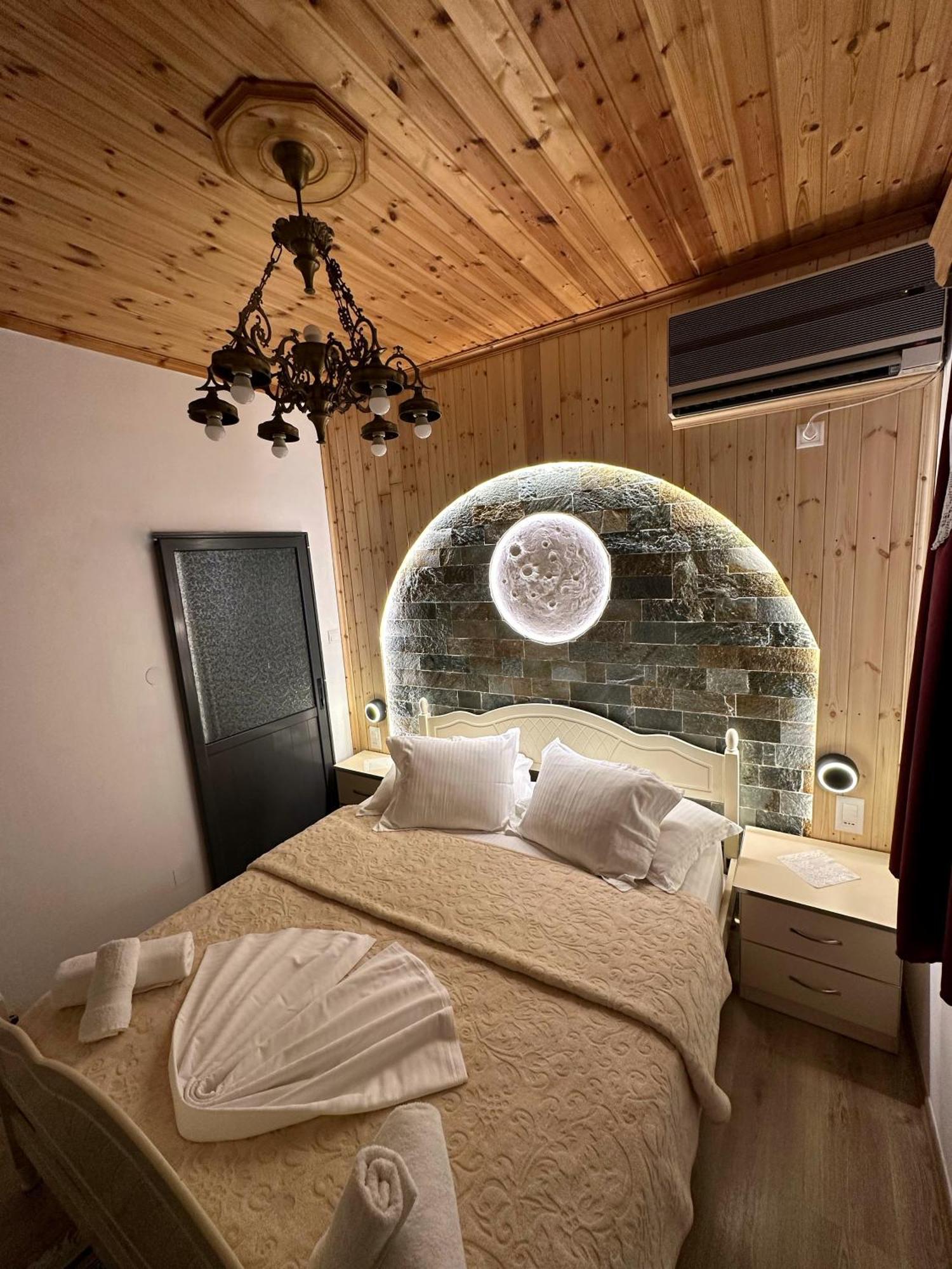 "Mani Guest House" Gjirokastra Kültér fotó