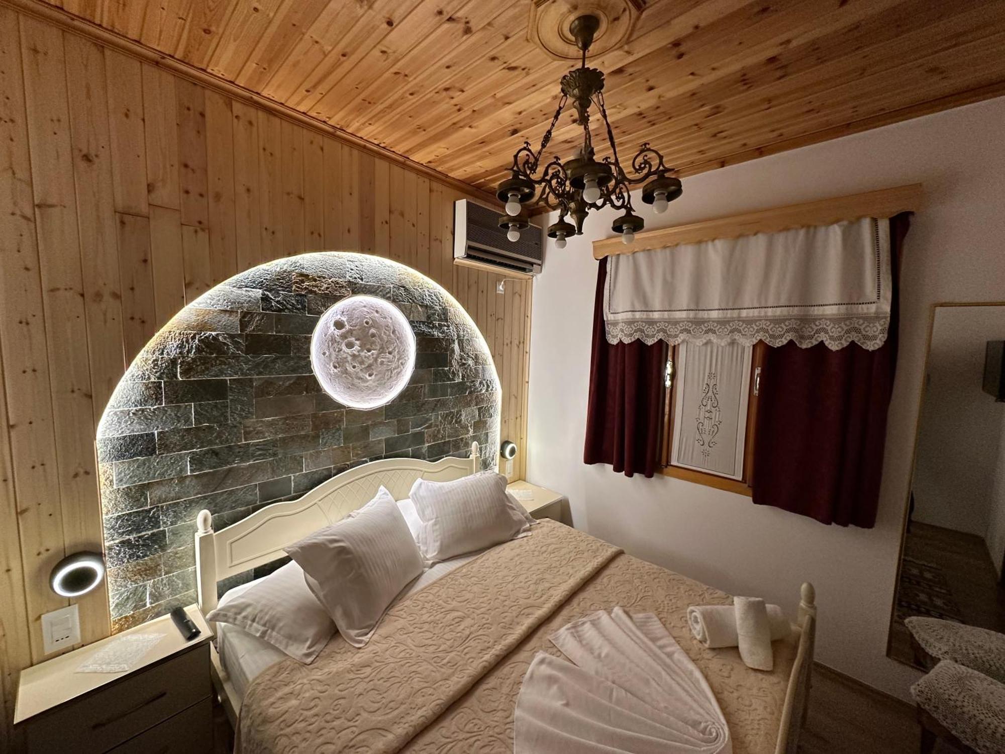 "Mani Guest House" Gjirokastra Kültér fotó